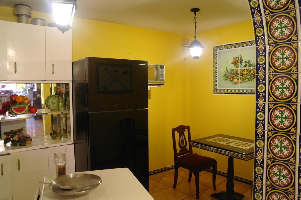 Hostal Iquique Lima Dış mekan fotoğraf